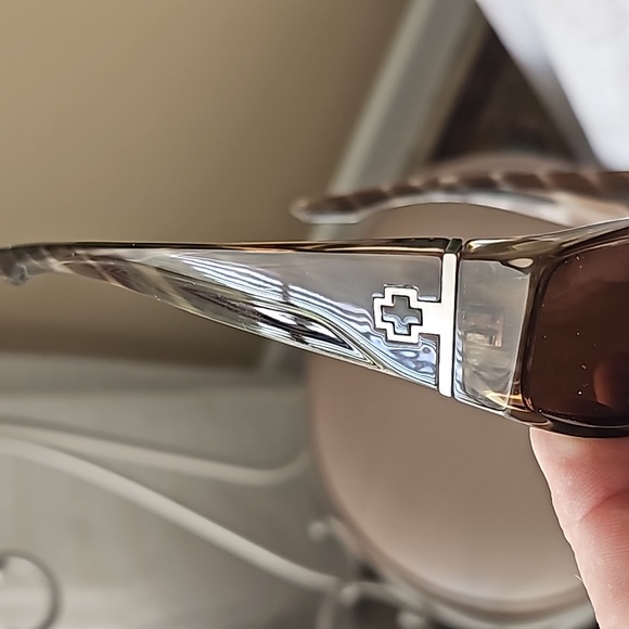 SPY COOPER - Picture 8 of 12